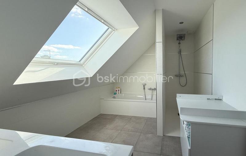 Maison - 145 m² - 6 pièces