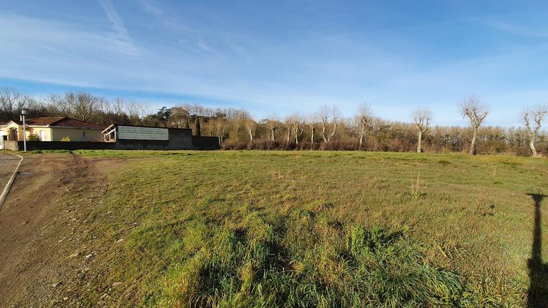 Terrain - 1 100 m²