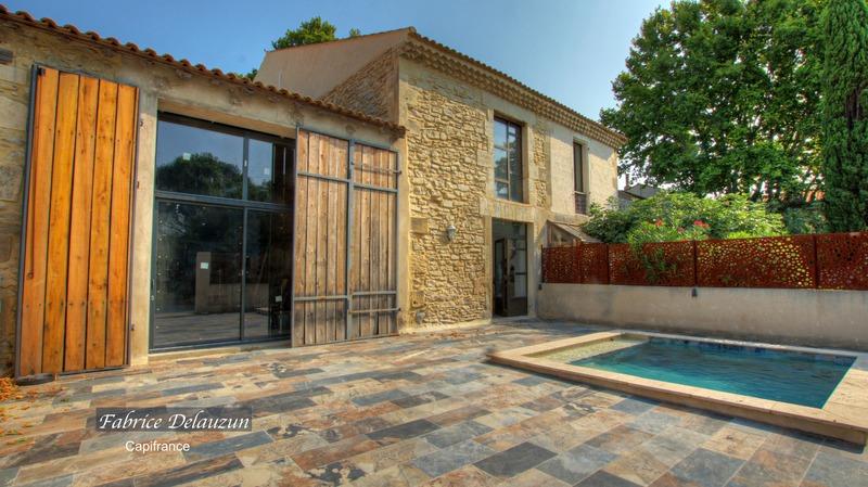 Mas - 230 m² - 6 pièces