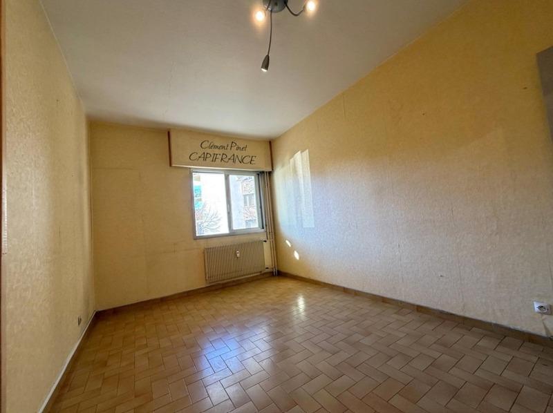 Appartement - 75 m² - 4 pièces