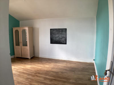 Appartement - 80 m² - 3 pièces