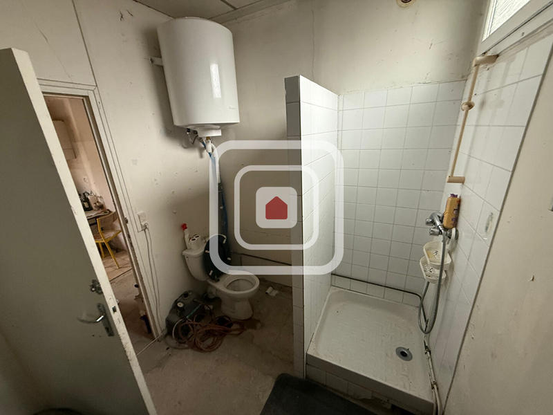 Maison - 642 m² - 14 pièces