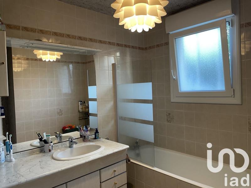 Maison - 84 m² - 5 pièces