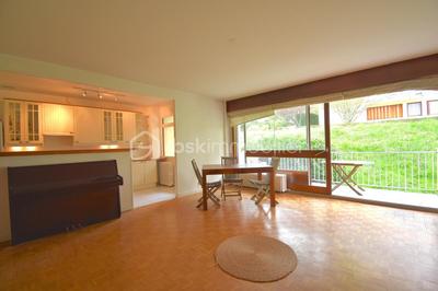 Appartement - 87 m² - 3 pièces