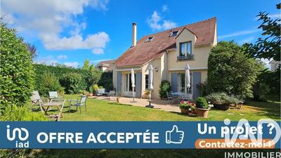 Maison - 185 m² - 8 pièces