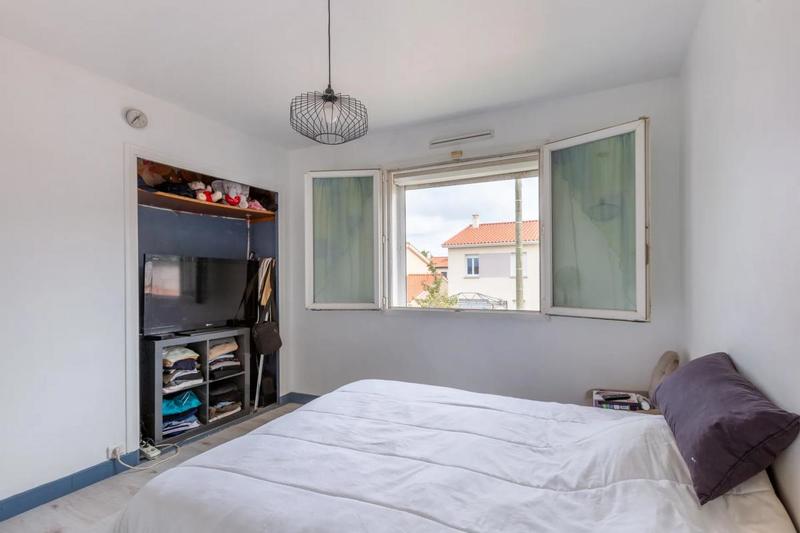 Maison - 165 m² - 8 pièces