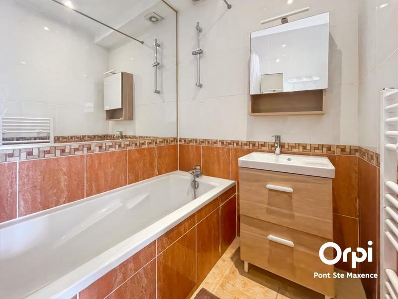 Appartement - 43 m² - 3 pièces