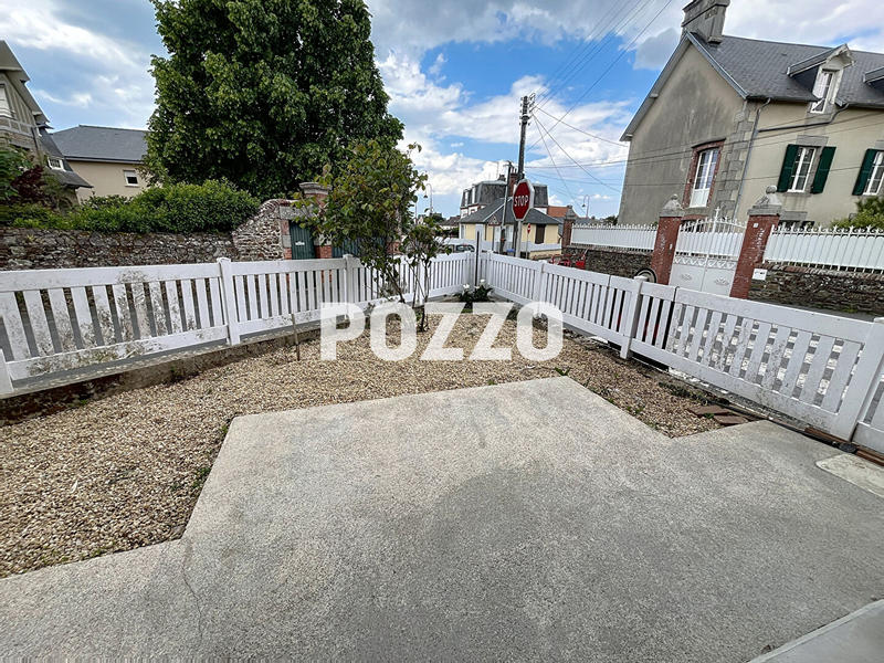 Maison - 97 m² - 5 pièces