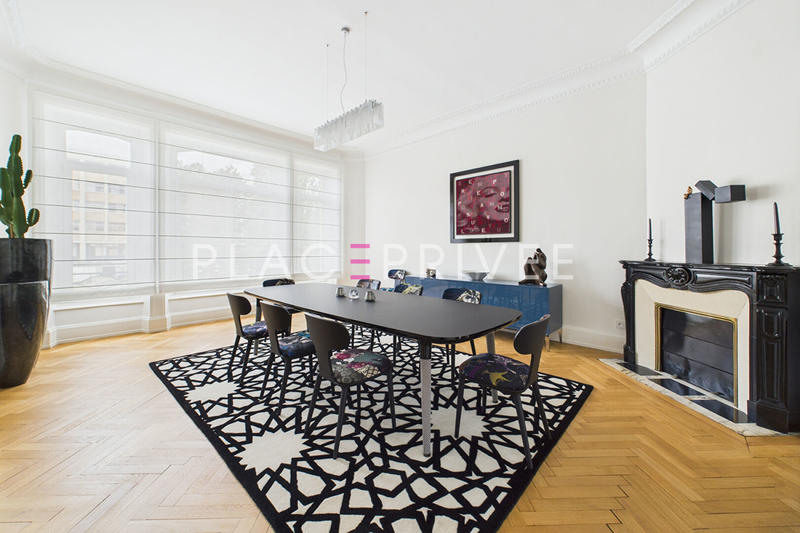 Appartement - 178 m² - 5 pièces