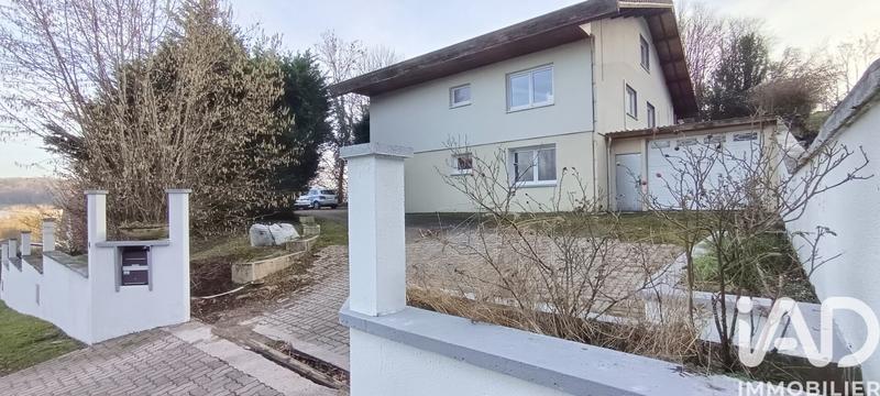 Maison - 137 m² - 6 pièces