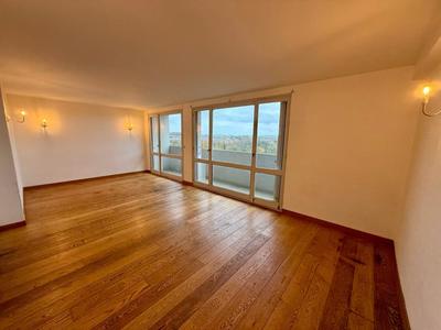 Appartement - 72 m² - 4 pièces