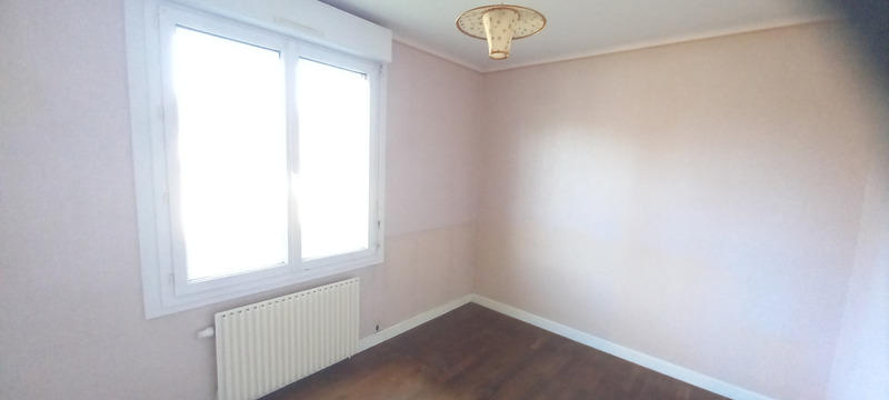 Maison - 74 m² - 5 pièces