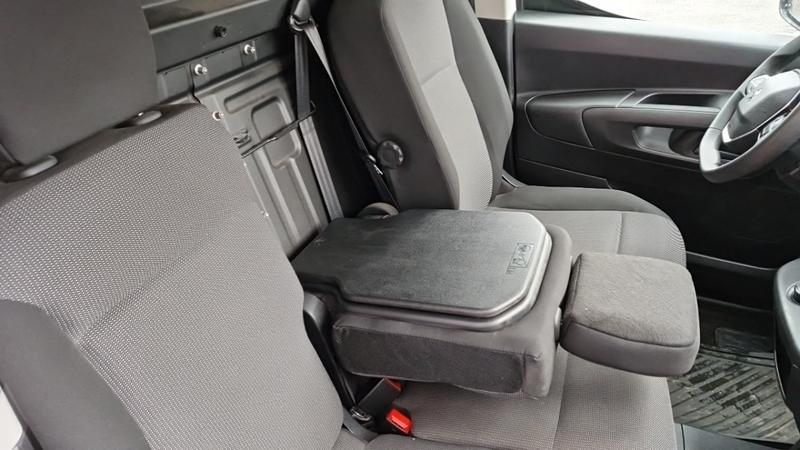 Peugeot Partner Fourgon m 650 Kg Bluehdi 130 Ss Eat8