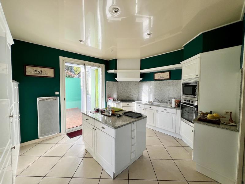 Maison - 146 m² - 4 pièces