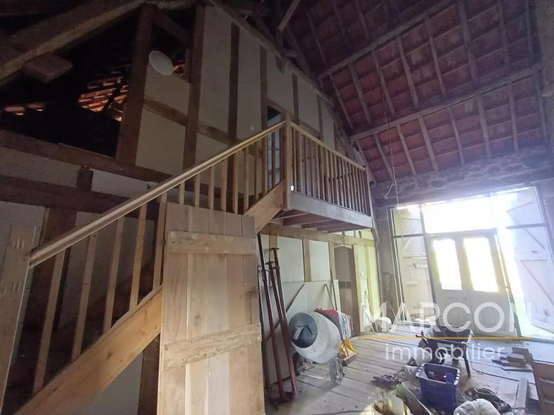 Maison - 241 m²