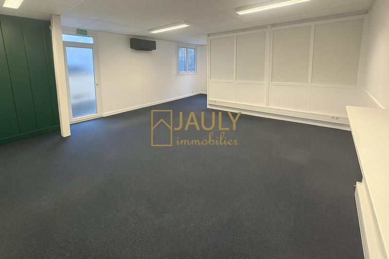 Local commercial - 192 m²