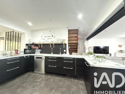 Maison - 160 m² - 5 pièces