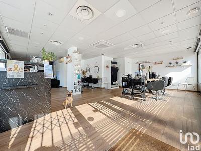 Local commercial - 81 m²