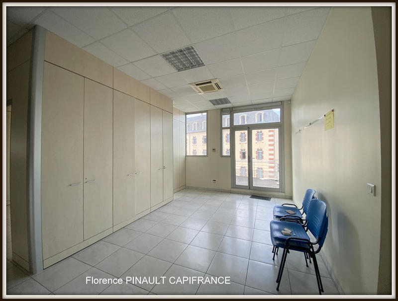 Immeuble - 342 m² - 10 pièces