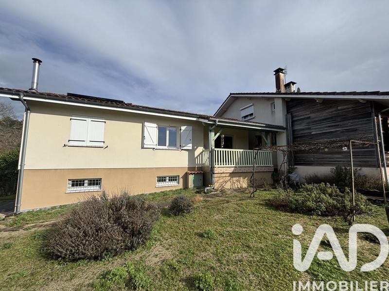 Maison - 191 m² - 8 pièces