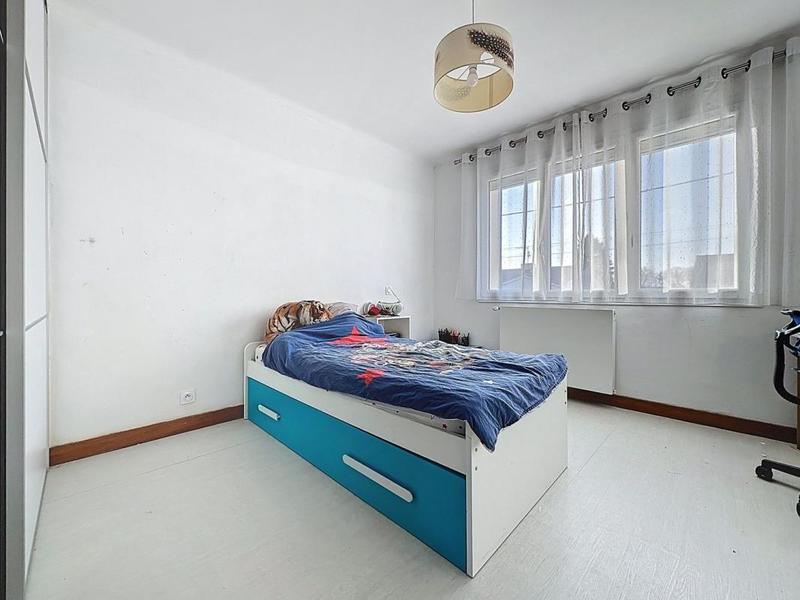 Maison - 205 m² - 6 pièces