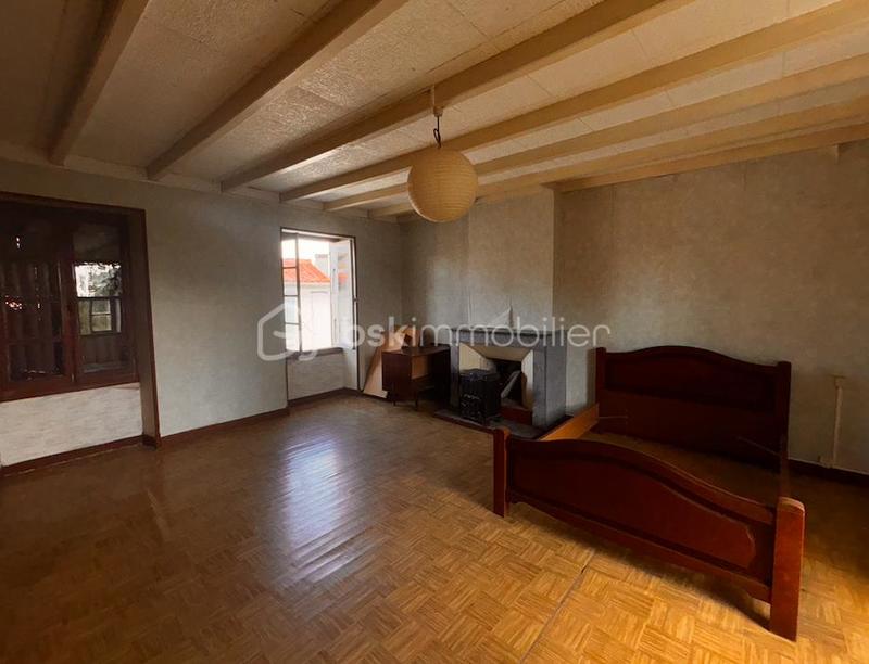 Demeure - 140 m² - 5 pièces