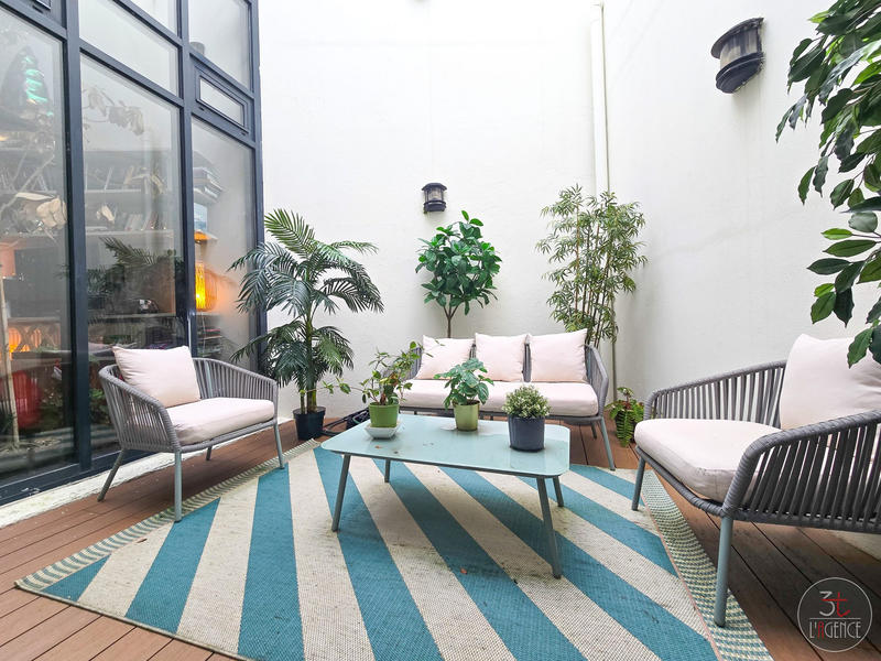 Maison - 227 m² - 6 pièces