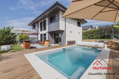 Maison - 190 m² - 6 pièces