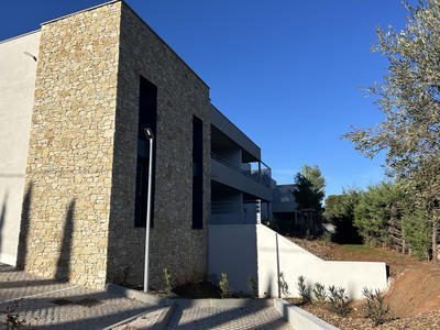 Appartement - 98 m² - 4 pièces