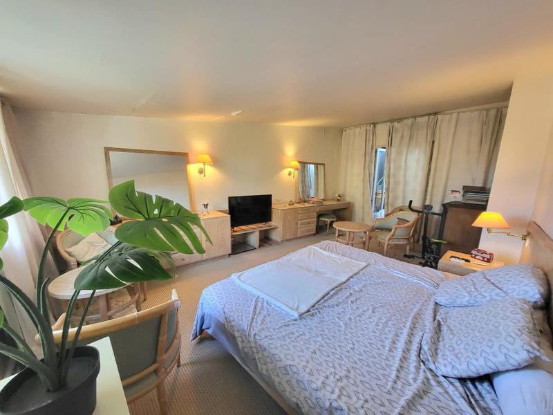 Maison - 177 m² - 6 pièces