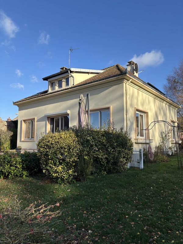 Maison - 130 m² - 6 pièces