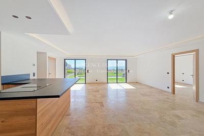 Maison - 175 m² - 6 pièces