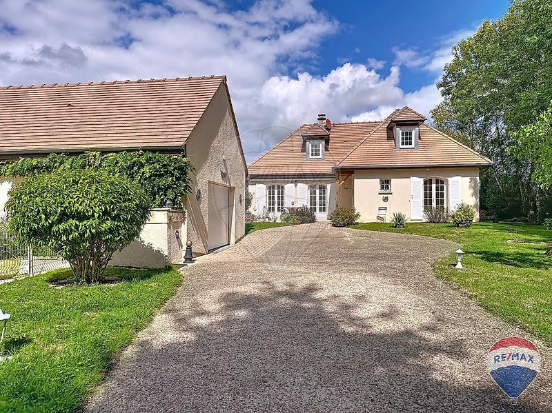 Maison - 129 m² - 6 pièces