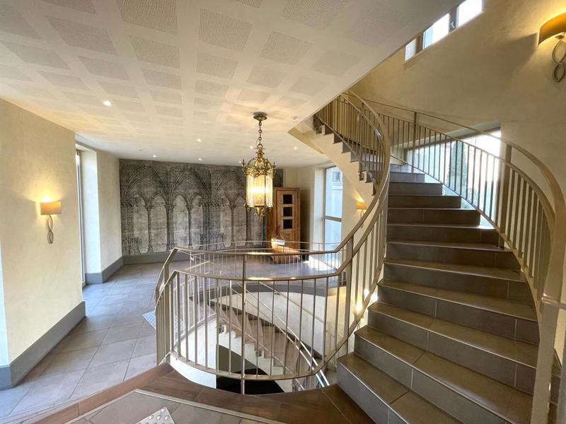 Appartement - 92 m² - 3 pièces