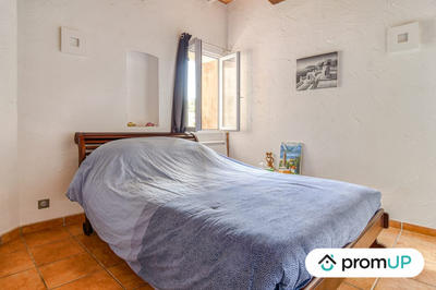 Maison - 92 m² - 5 pièces