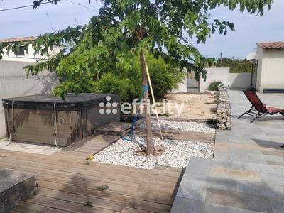 Maison - 198 m² - 6 pièces