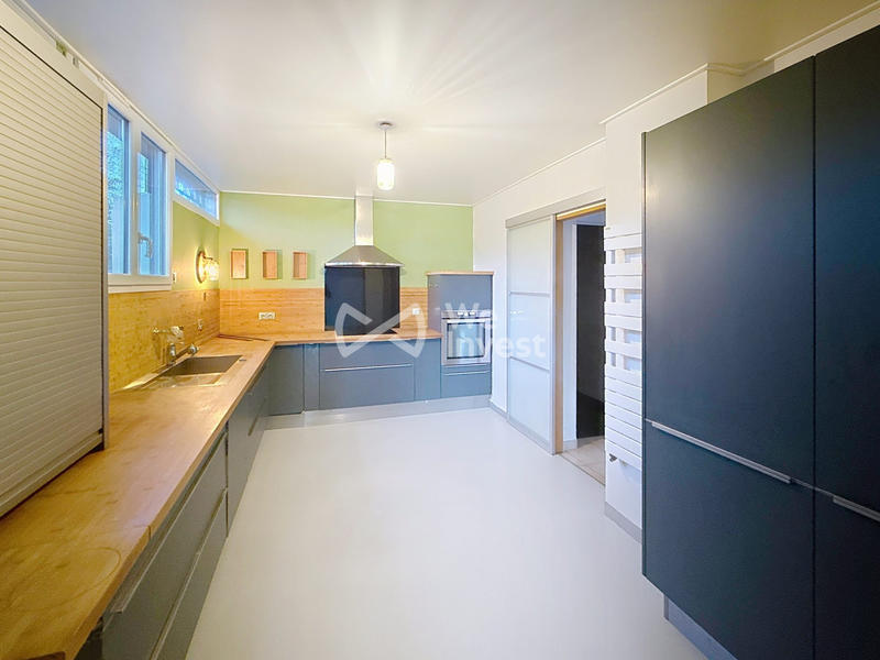 Maison - 162 m² - 6 pièces