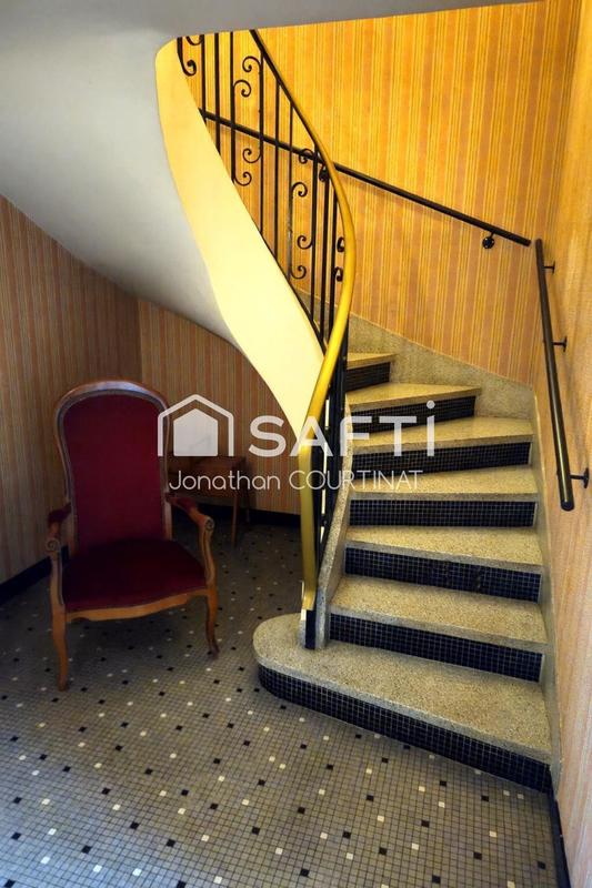 Maison - 106 m² - 6 pièces