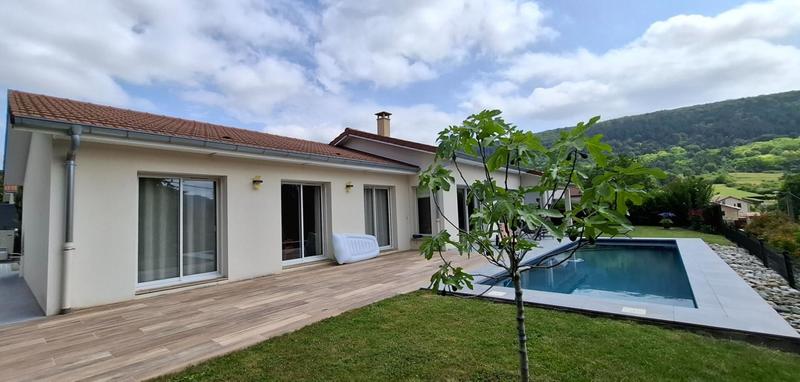 Maison - 156 m² - 5 pièces