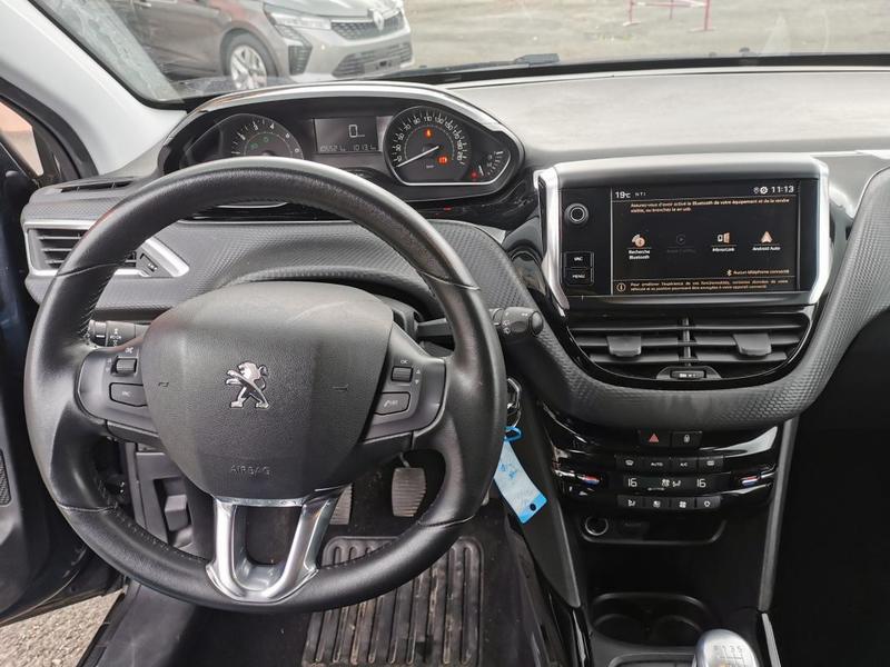 Peugeot 2008 1.2 Ptech 110 ch Signature