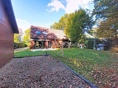 Pavillon - 125 m² - 7 pièces