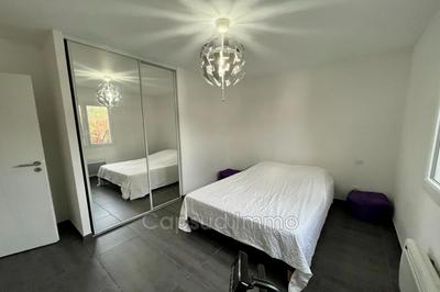 Villa - 90 m² - 4 pièces