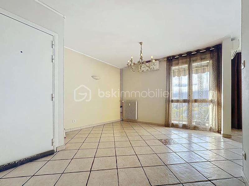 Appartement - 101 m² - 5 pièces