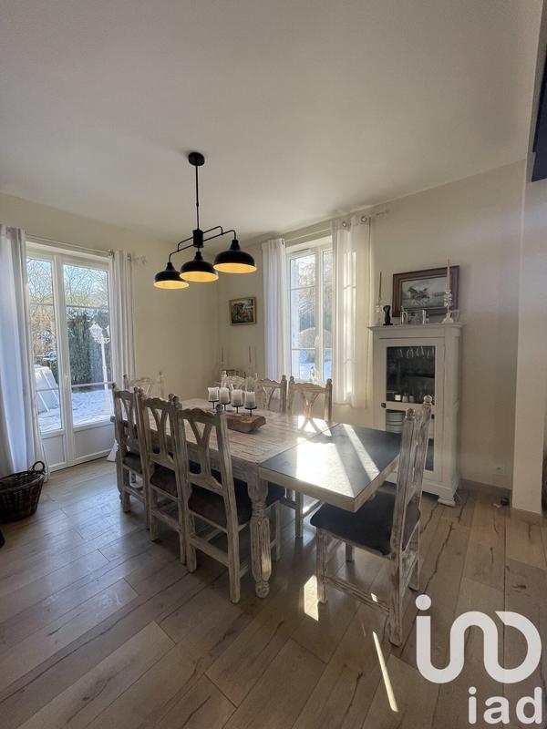 Maison - 182 m² - 7 pièces