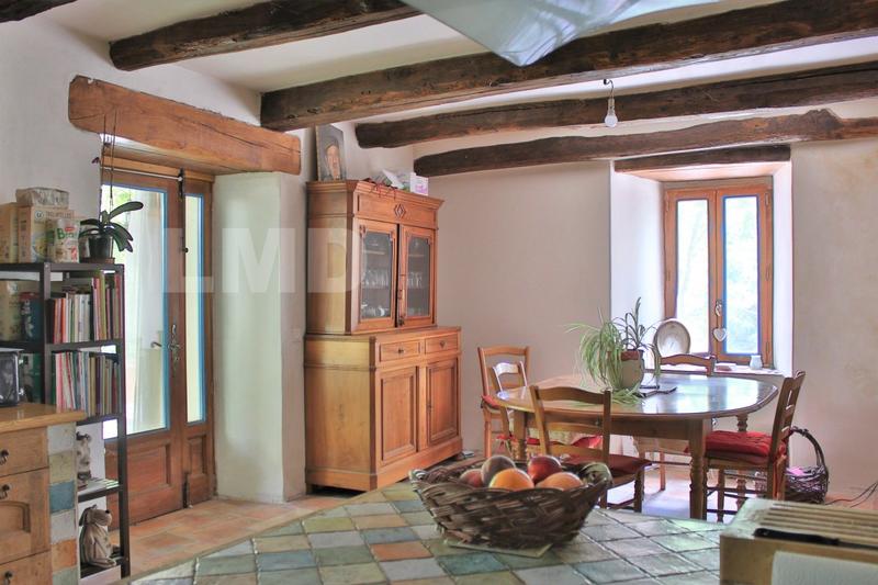 Maison - 437 m² - 17 pièces