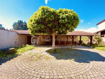 Propriété - 170 m² - 6 pièces