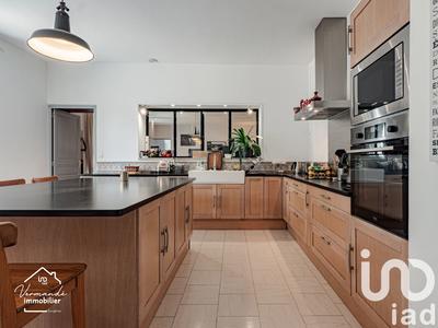 Maison - 225 m² - 6 pièces