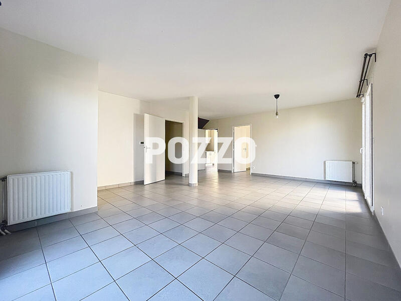 Maison - 107 m² - 6 pièces