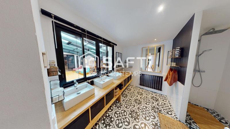 Maison - 174 m² - 6 pièces