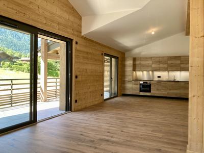 Appartement - 90 m² - 4 pièces